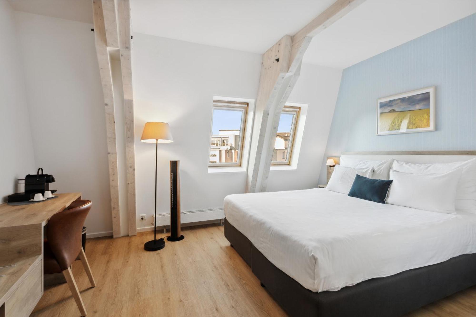 Hotel De La Couronne Морж Экстерьер фото